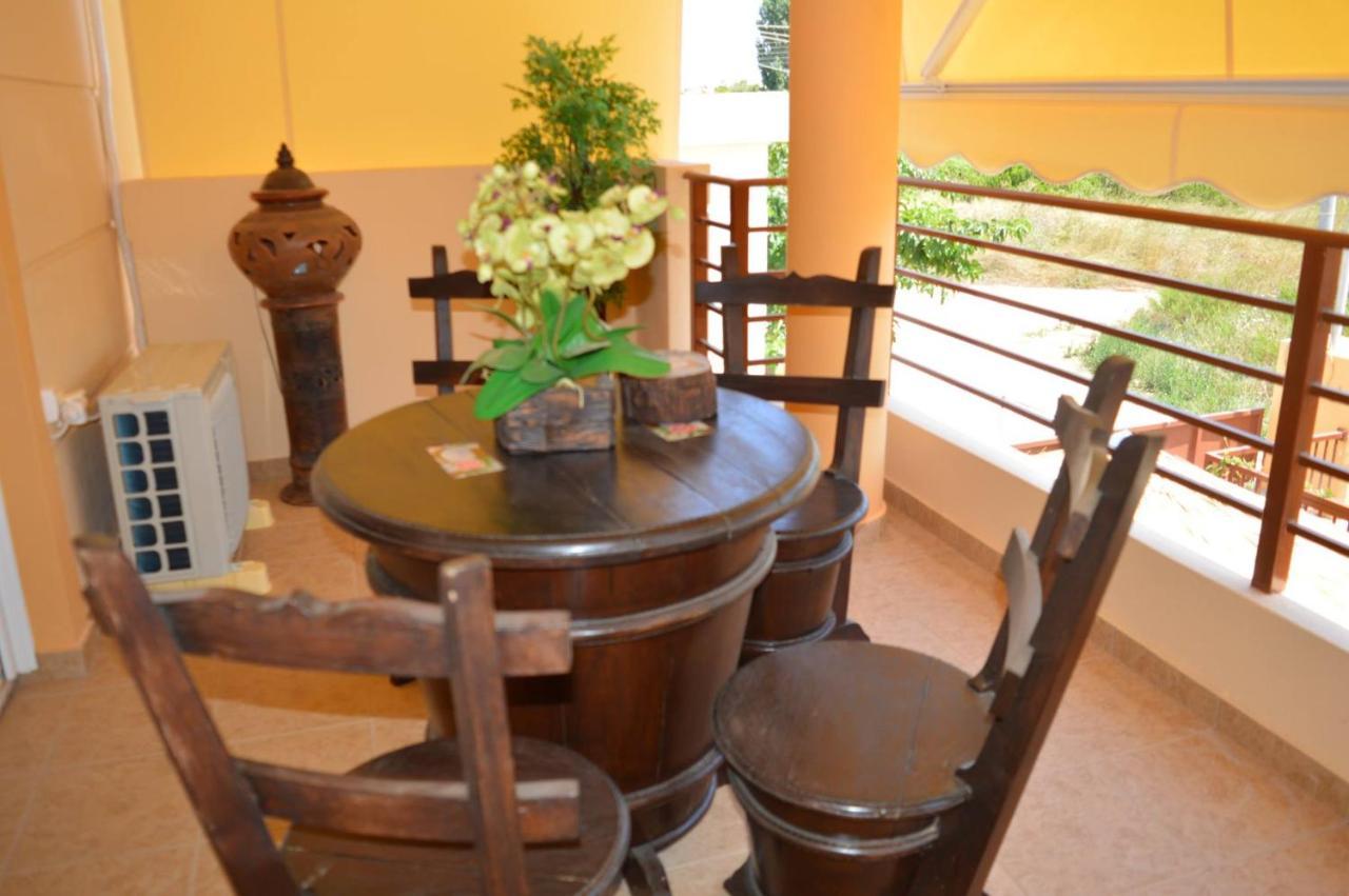 Villa Avatos - Near To The Port Of Rafina And The Airport Of Athens Agios Spyridon  Ngoại thất bức ảnh