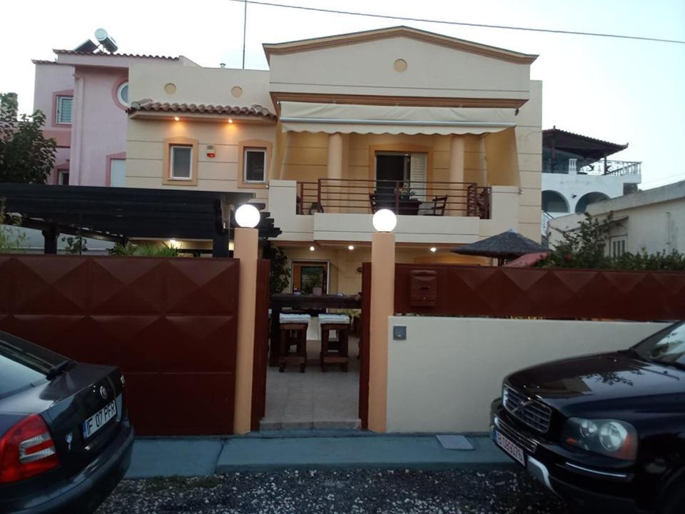 Villa Avatos - Near To The Port Of Rafina And The Airport Of Athens Agios Spyridon  Ngoại thất bức ảnh
